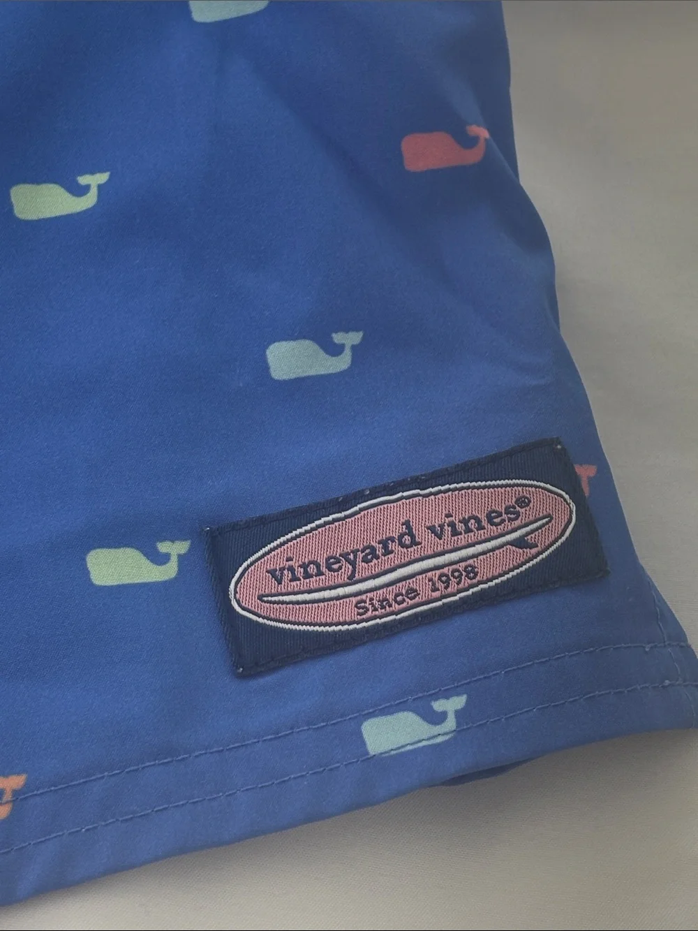 Vineyard Vines Boys Chappy bathing suit - Size Large